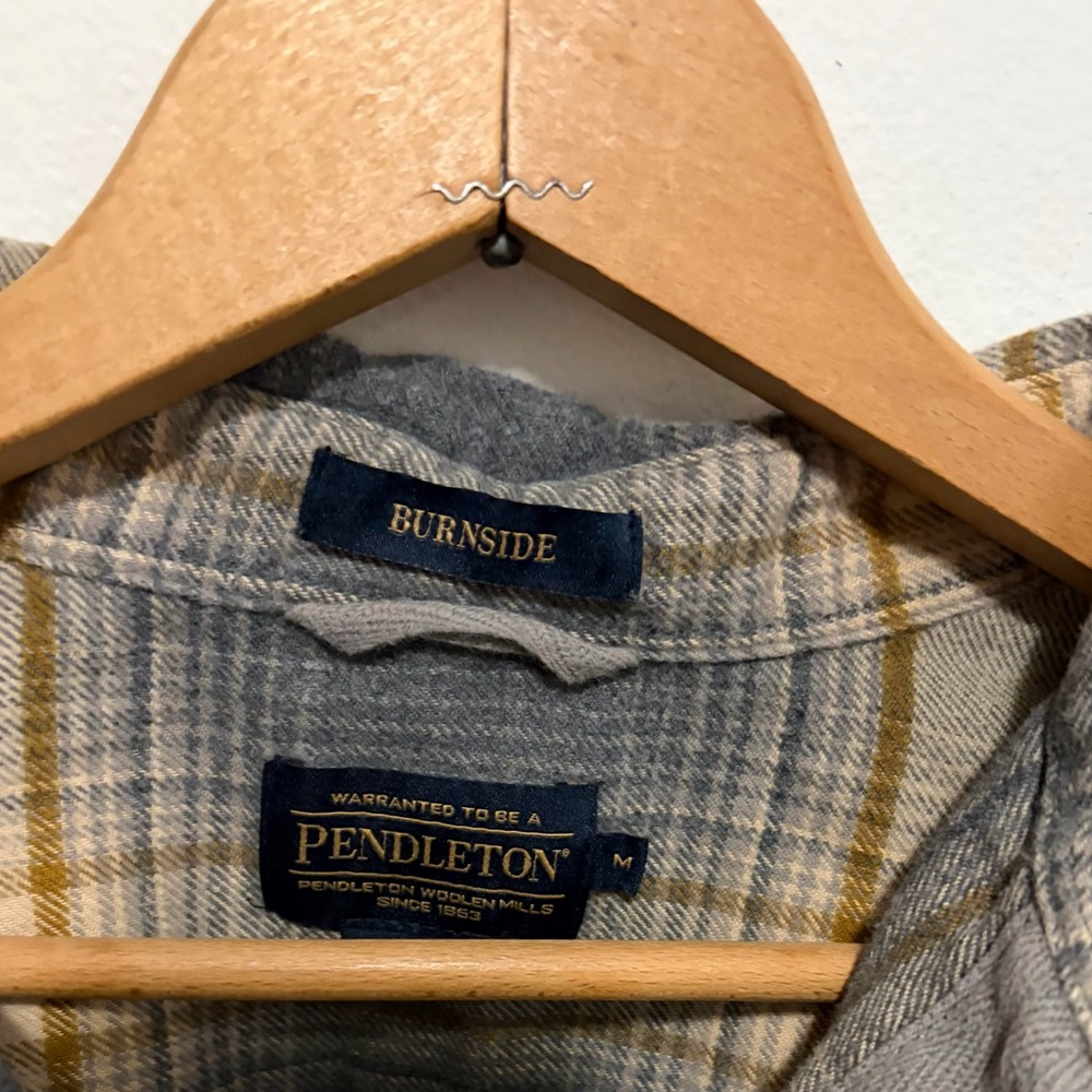 Pendleton Men's Burnside Double-Brushed Flannel S… - image 3
